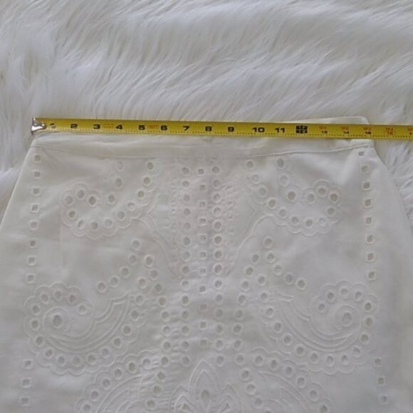 NWOT B.P Collection Ivory Eyelet Mini Pencil Skirt - Picture 14 of 15